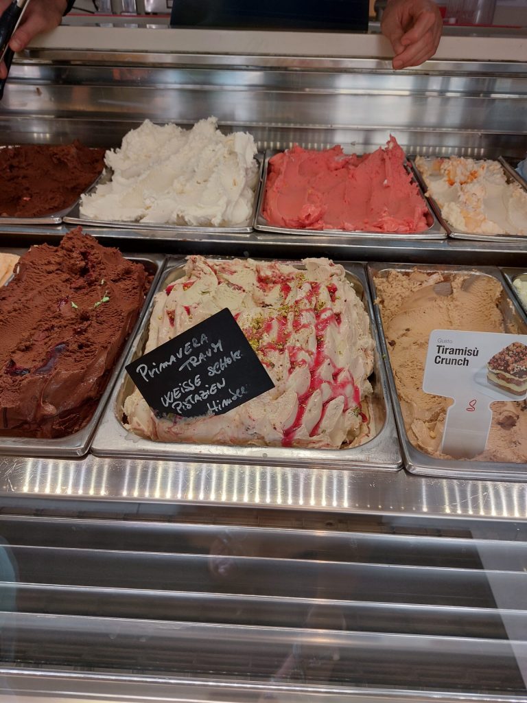 Ice cream ice cream cafe Alzey Rossmarkt