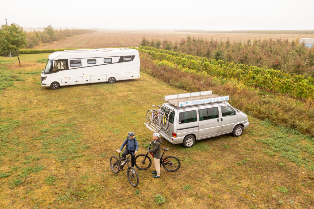Cycling and camping among the vines