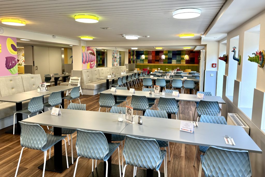 Het restaurant van de jeugdherberg Rijn-Main in Mainz