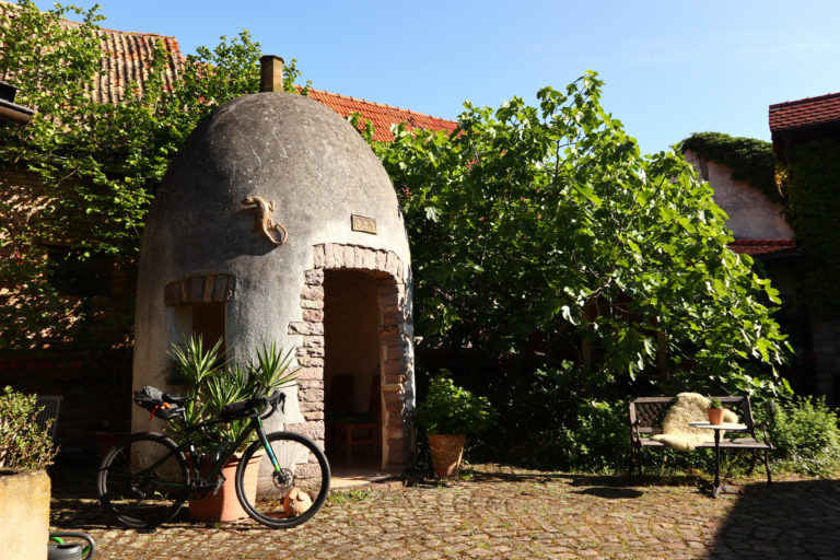 Rheinhessen charm in the courtyard