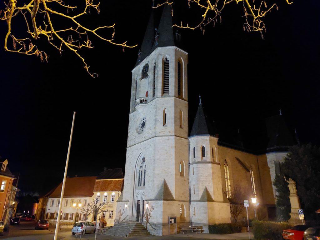 Protestant parish church, built in 1882-85 to replace the collegiate church of the Augustinian canons